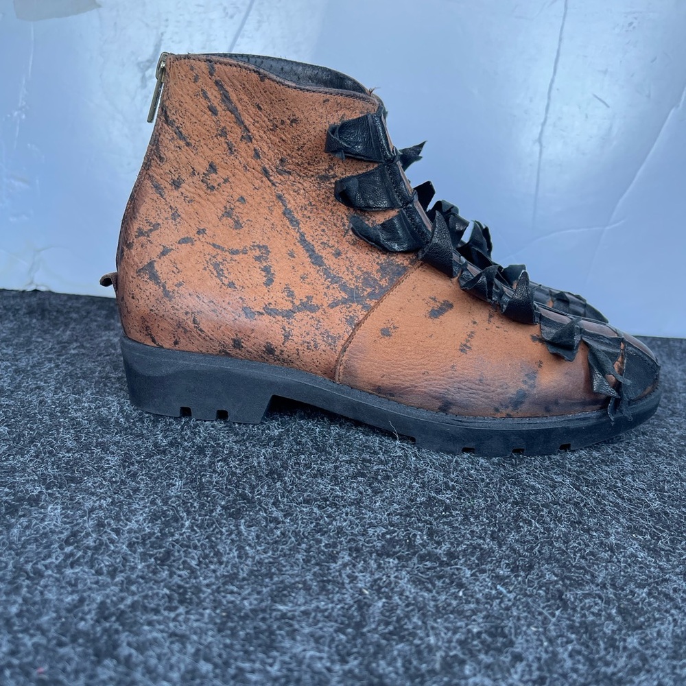 Brand new without box Papucei boots with zipper size 38